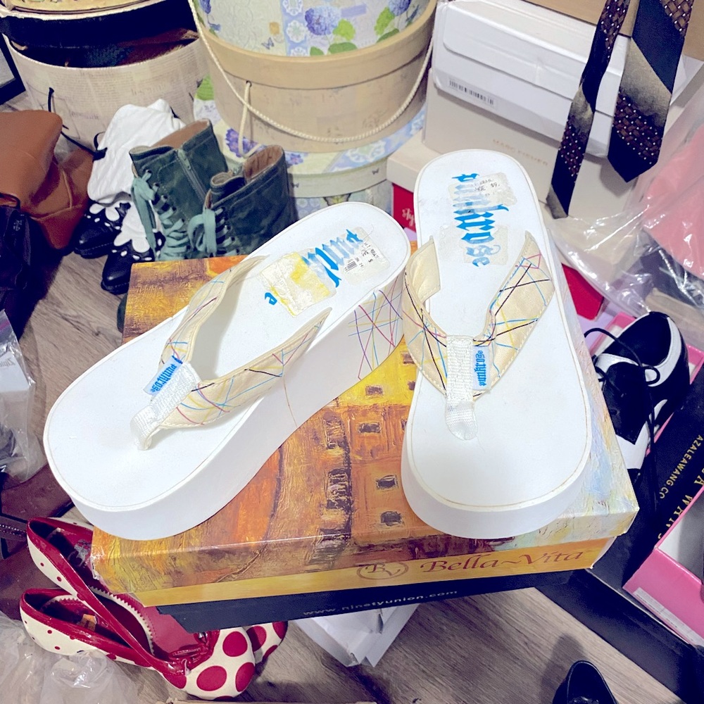 Women flip flops